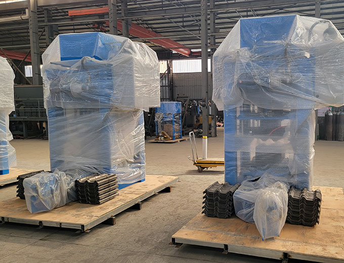 Equipment packaging